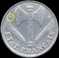 Emplacement du B sur une pice de 50 centimes 1944B