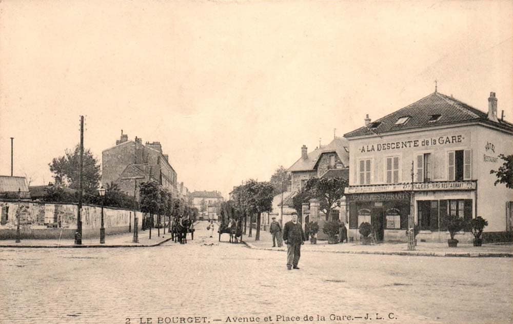 Le Bourget (Seine-Saint-Denis - 93) - Avenue et Place de la Gare