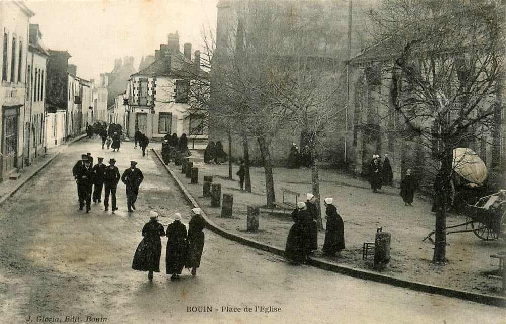 Bouin (85230 - Vend�e) - Place de l'Eglise