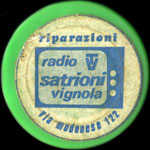 Timbre-monnaie de 100 lire sur fond vert - Riparazioni - Radio TV - Satrioni - Vignola - Via Modenese 122 - Italie - avers